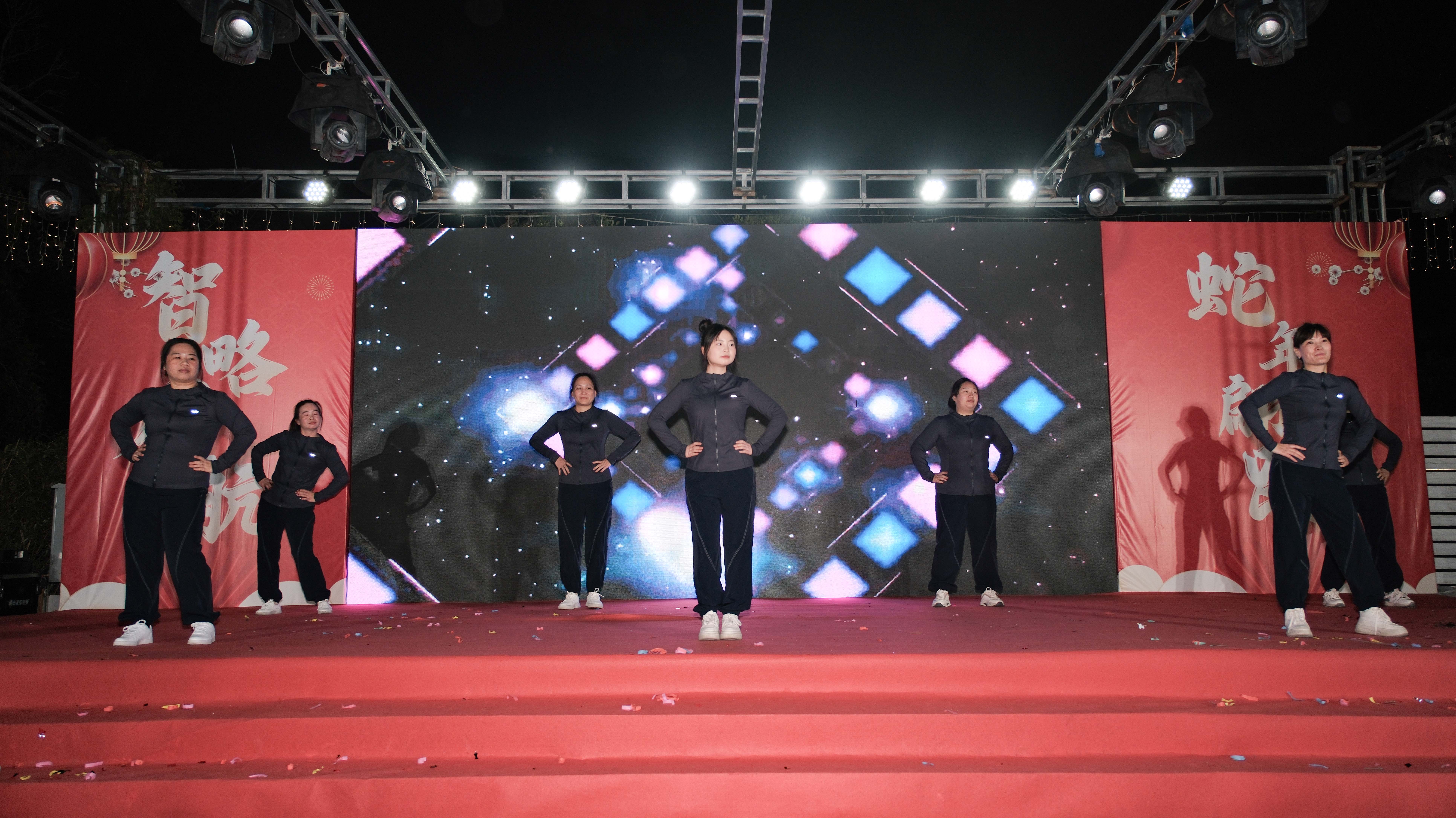 久信達(dá)科技2024年年會(huì)圓滿落幕：感恩同行，共創(chuàng)環(huán)保新未來，乘風(fēng)破浪，夢想起航(圖10)