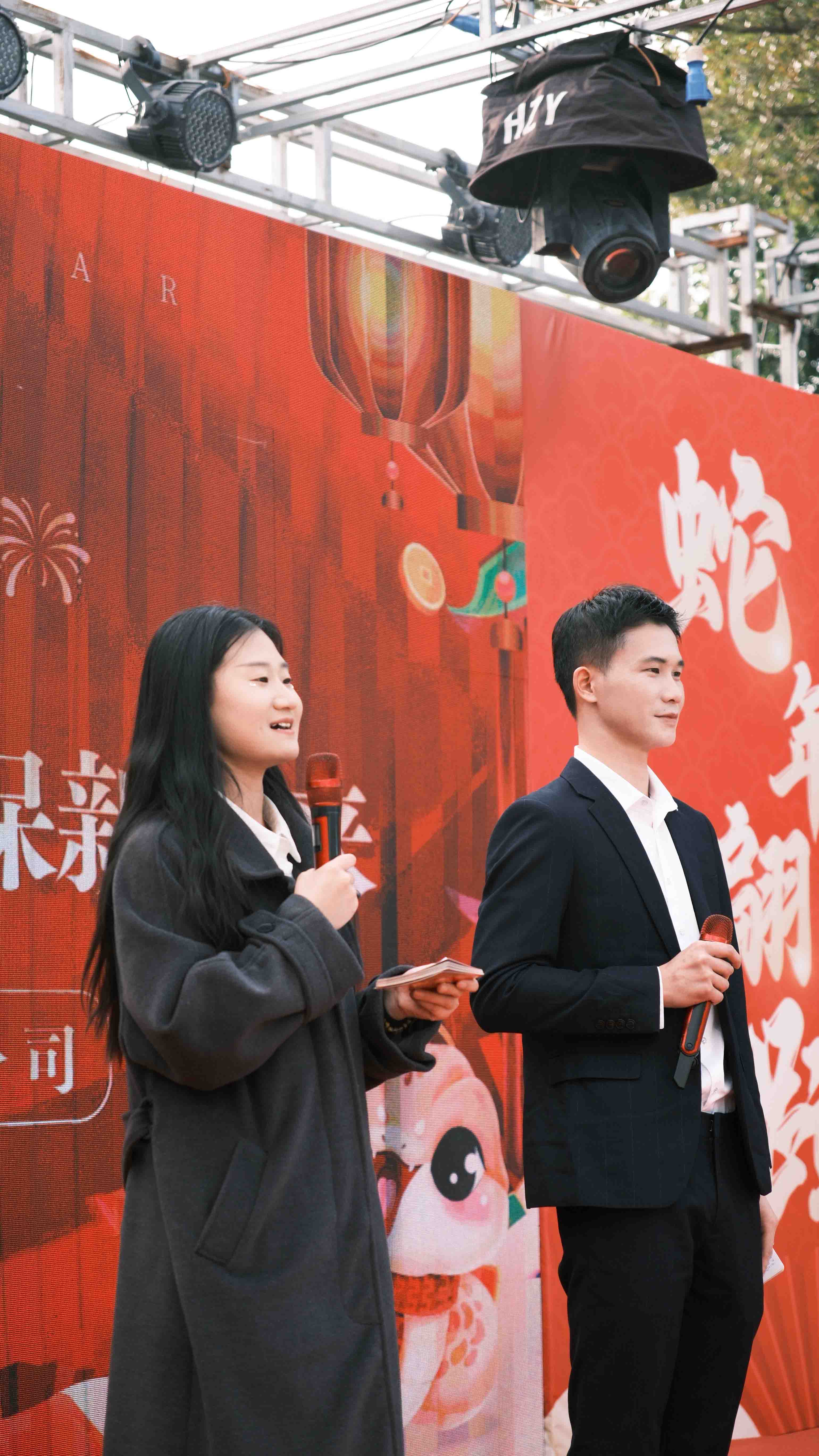 久信達(dá)科技2024年年會(huì)圓滿落幕：感恩同行，共創(chuàng)環(huán)保新未來，乘風(fēng)破浪，夢想起航(圖4)