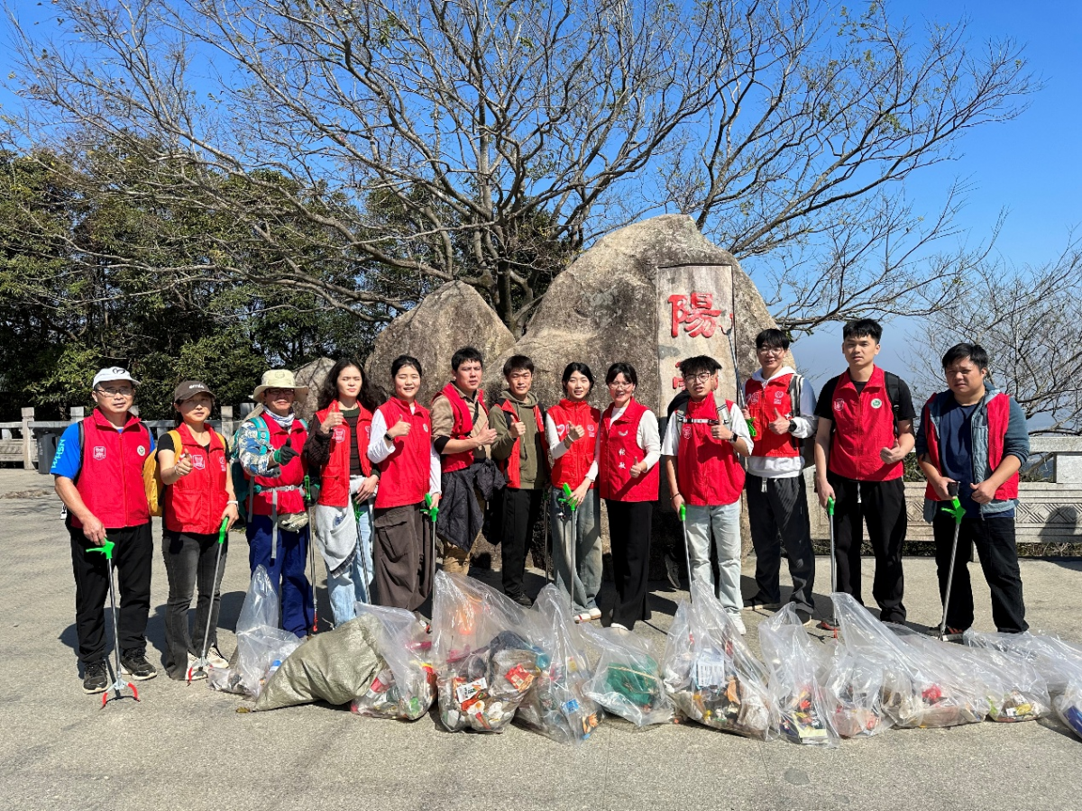 各種纖維的形態(tài)結(jié)構(gòu)特征(圖1)